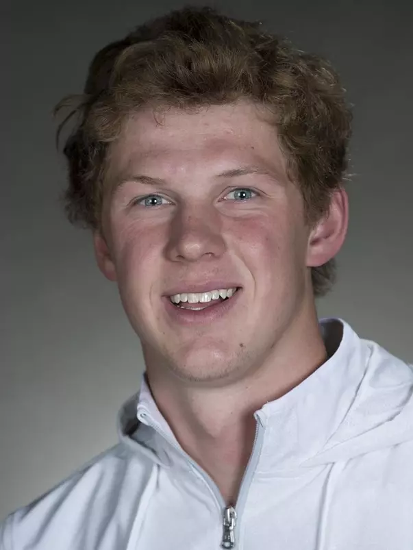 Matthew Novinski Headshot 2019-20