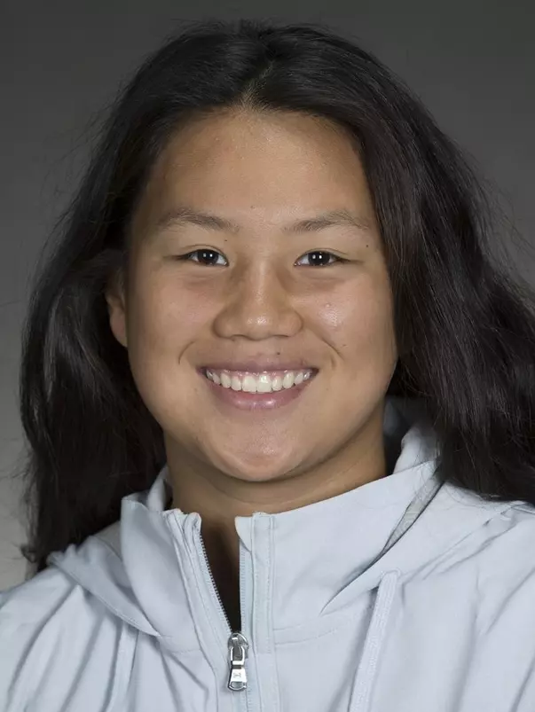 Mikayla Seigel Headshot 2019-20