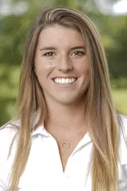 Tess Hackworthy Headshot