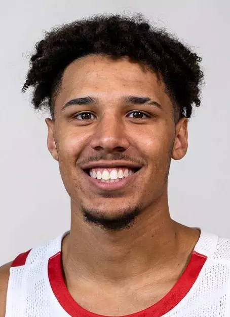 Jordan Davis Headshot 2020-21
