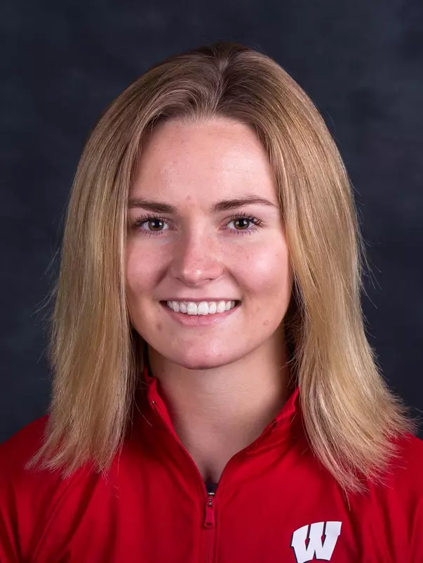 Breanna Blesi Headshot