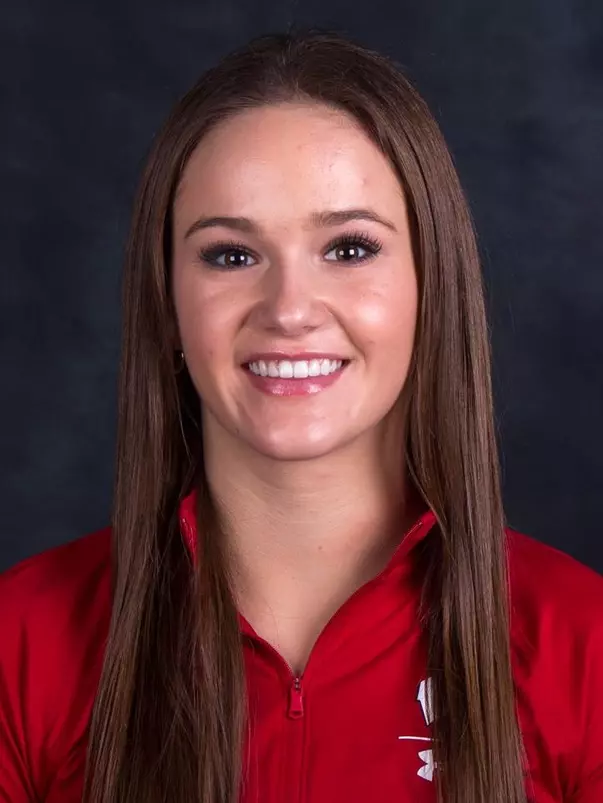 Grace Bowlby Headshot