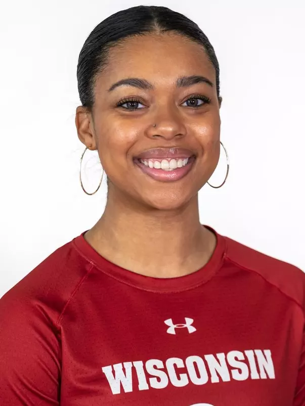 Sydney Reed head shot