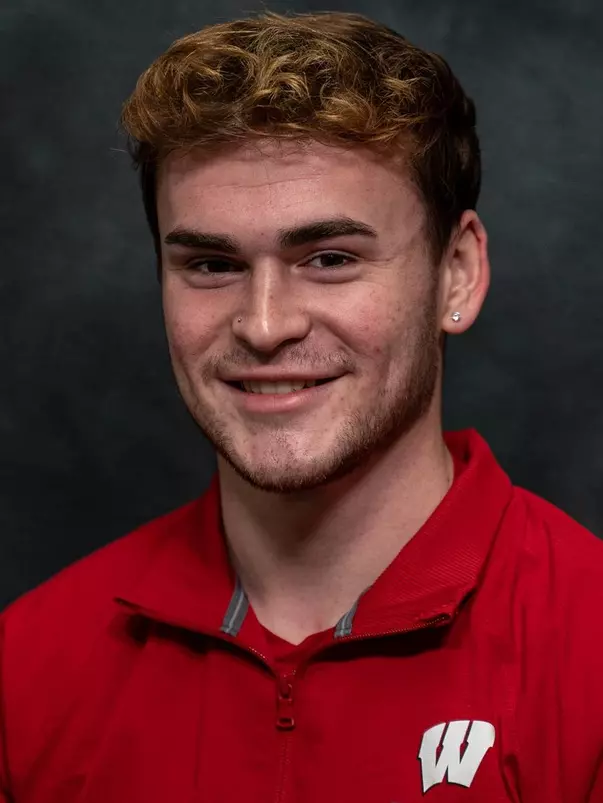 Daniel Muller Headshot