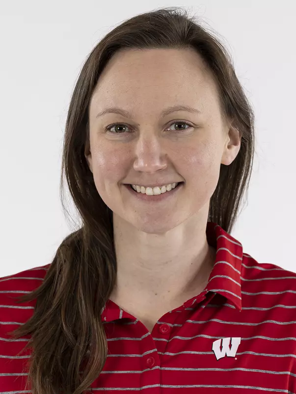 Meridith Kisting of the Wisconsin rowing team during team portrait day Friday October 28, 2022 in Madison, Wisconsin.Photo by Tom Lynn/Wisconsin Athletic Communications