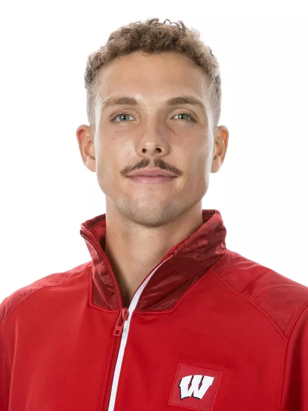 Rowen Ellenberg headshot