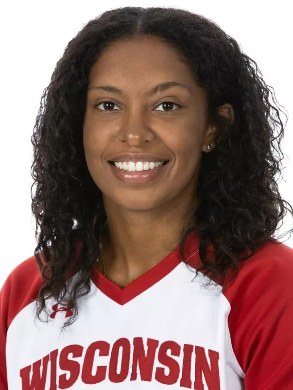 Alyssa Mclelland Headshot Image