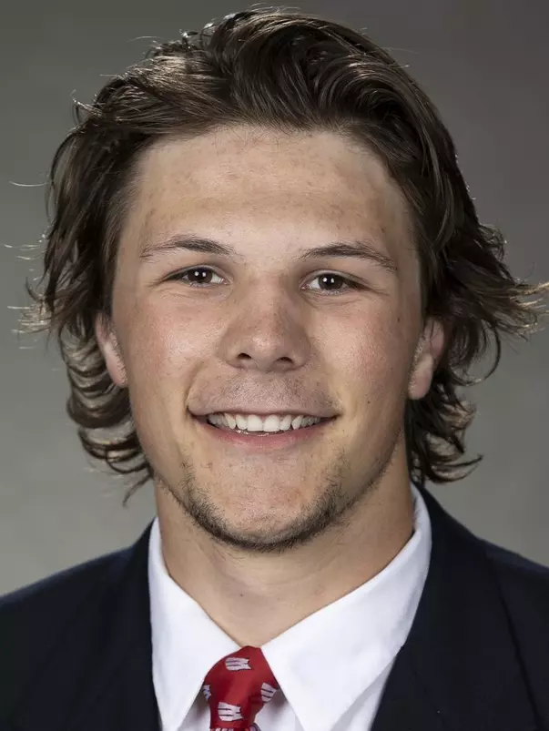 Zach Gloudeman, Wisconsin football headshot 2022