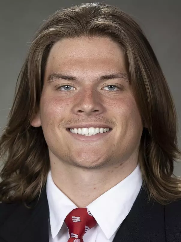 Gavin Lahm, Wisconsin football headshot 2022
