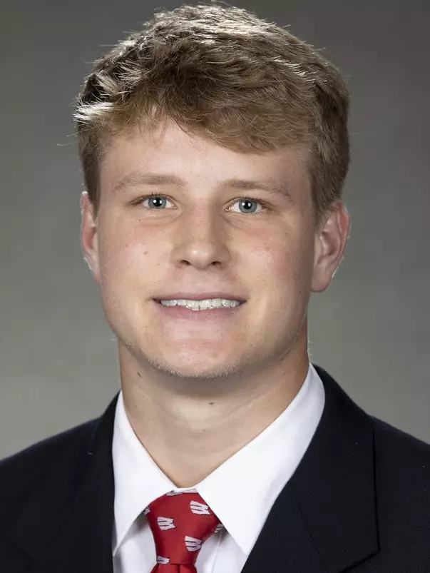 Tommy McIntosh, Wisconsin football headshot 2022