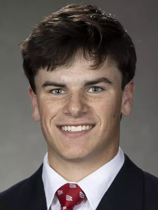 Jackson Trudgeon, Wisconsin football headshot 2022