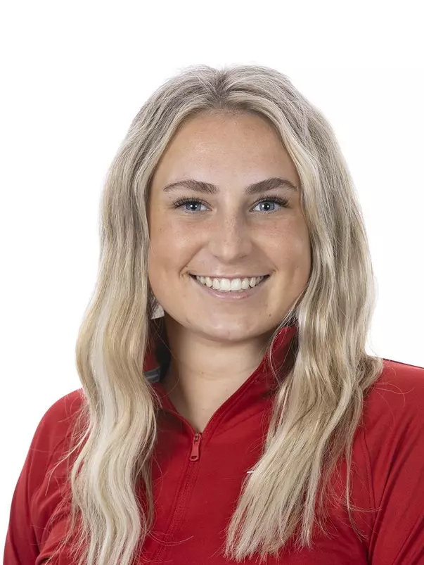 Headshot of Claire Enright of the Wisconsin Badgers women’s hockey team, Tuesday, Sept. 6, 2022 in Madison, Wis. Photo by David Stluka/Wisconsin Athletic Communications)