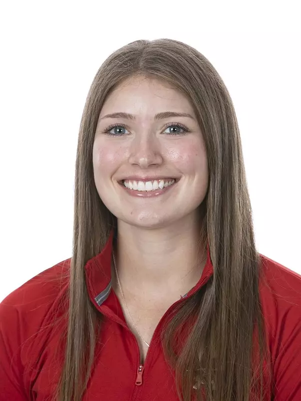 Headshot of Natalie Buchbinder  of the Wisconsin Badgers women’s hockey team, Tuesday, Sept. 6, 2022 in Madison, Wis. Photo by David Stluka/Wisconsin Athletic Communications)