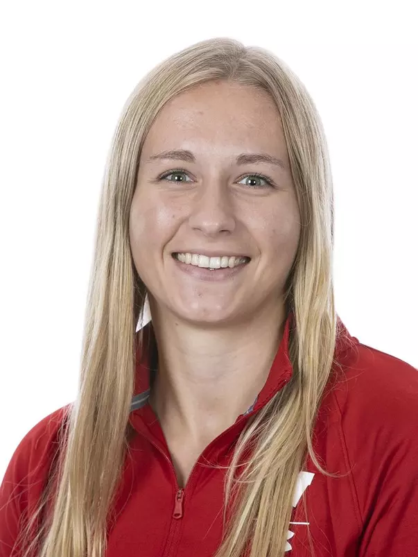 Headshot of Mayson Toft of the Wisconsin Badgers women’s hockey team, Tuesday, Sept. 6, 2022 in Madison, Wis. Photo by David Stluka/Wisconsin Athletic Communications)