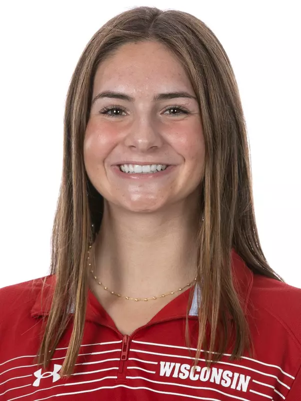 Abby Reid Head shot 2022