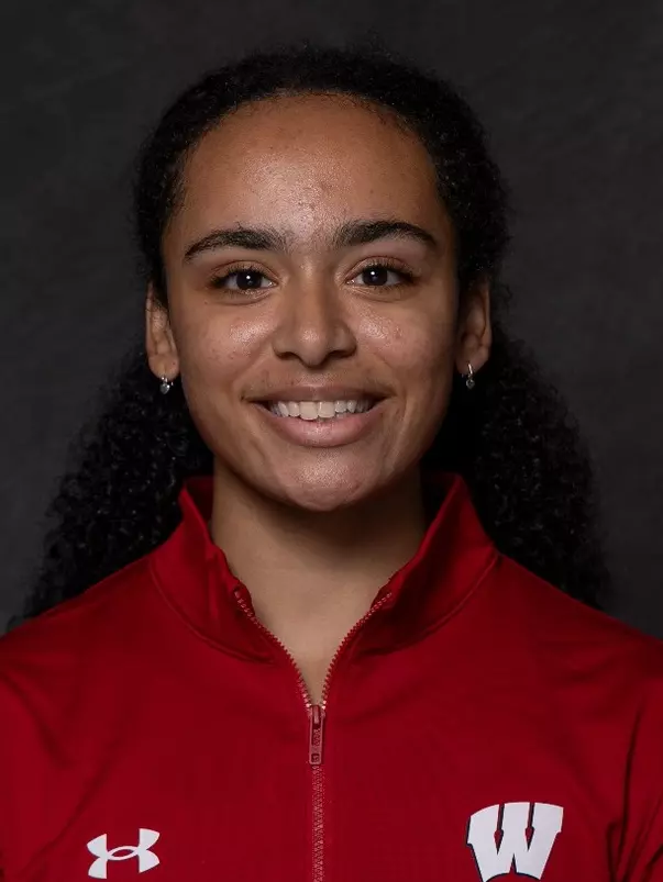 Sydney Robinson Track and Field Headshot 2023