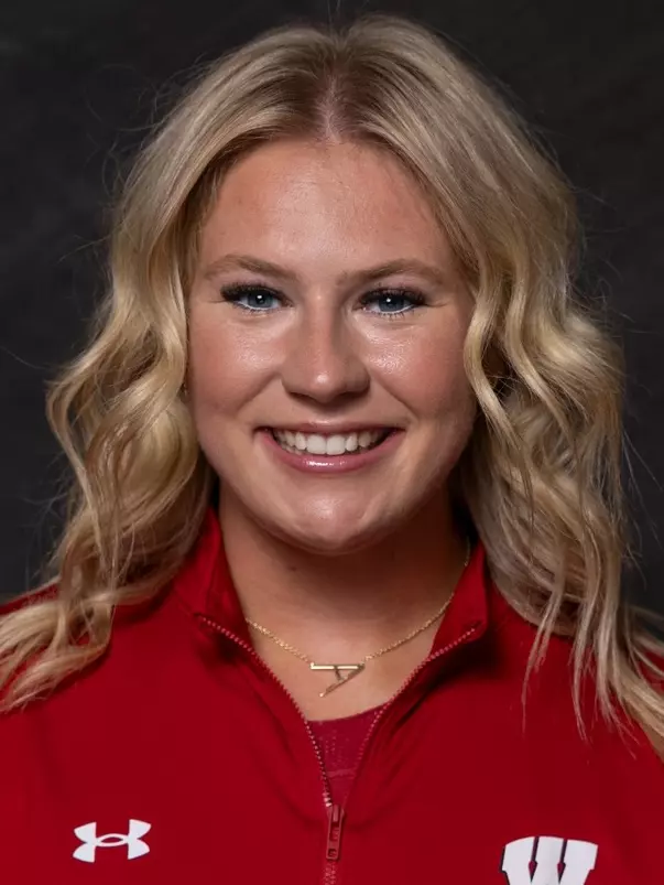 Abby Peeler Track and Field Headshot 2023