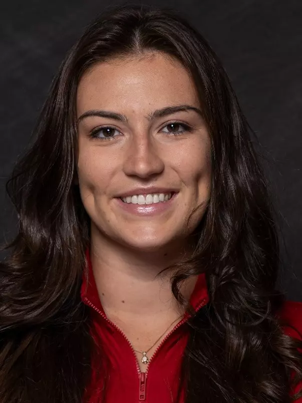 Olivia Roberts Track and Field Headshot 2023