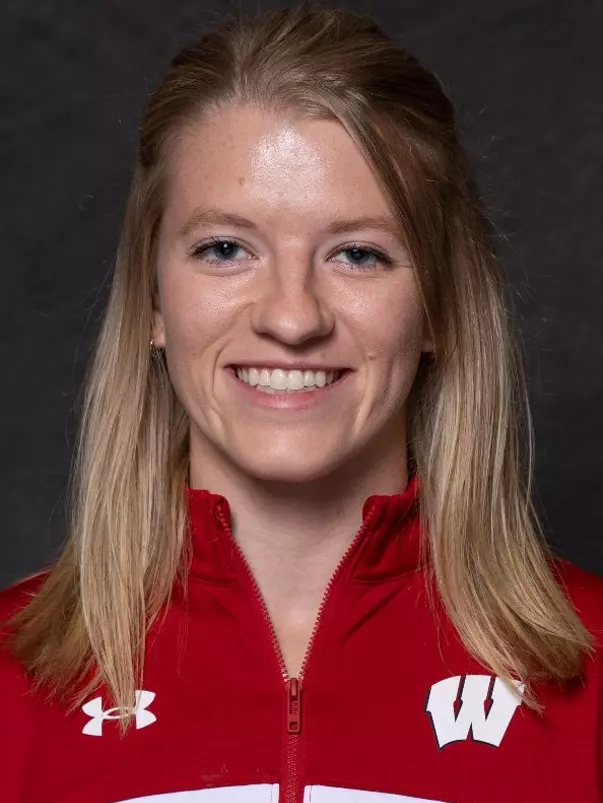 Tia Dorshorst 2023 WTrack Headshot