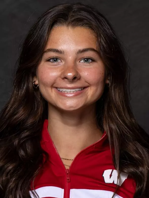 Sophie Herriot 2023 WTrack Headshot