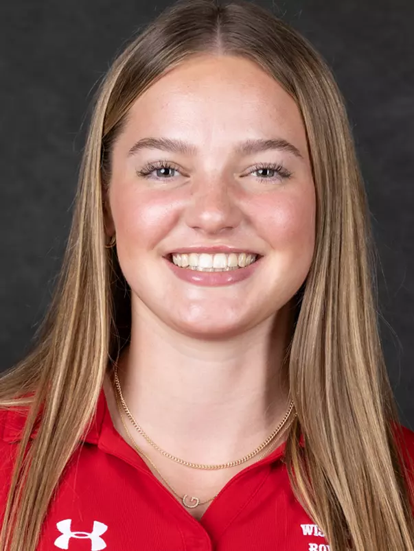 Grace Belson Headshot