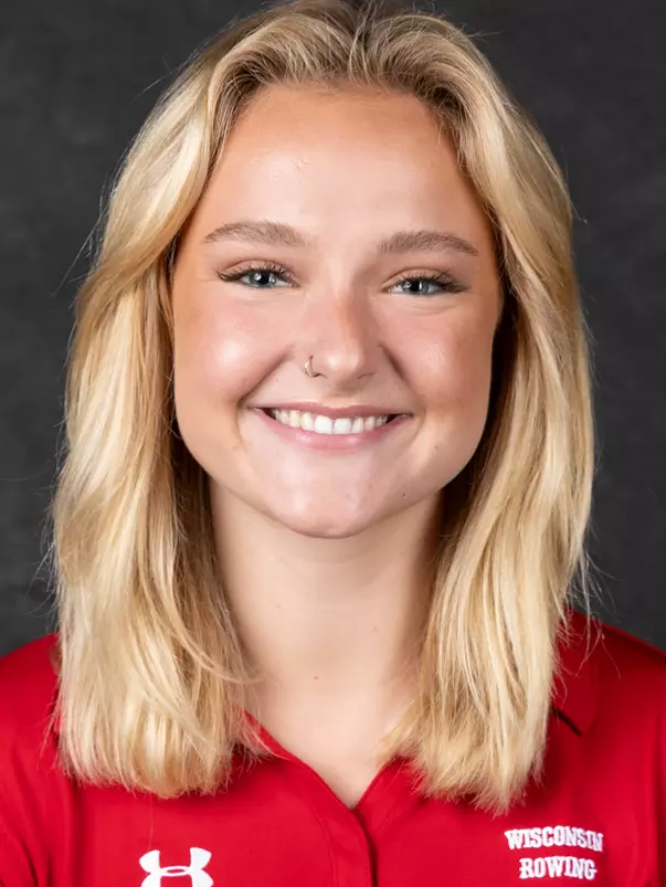 Charlotte Lynch Headshot