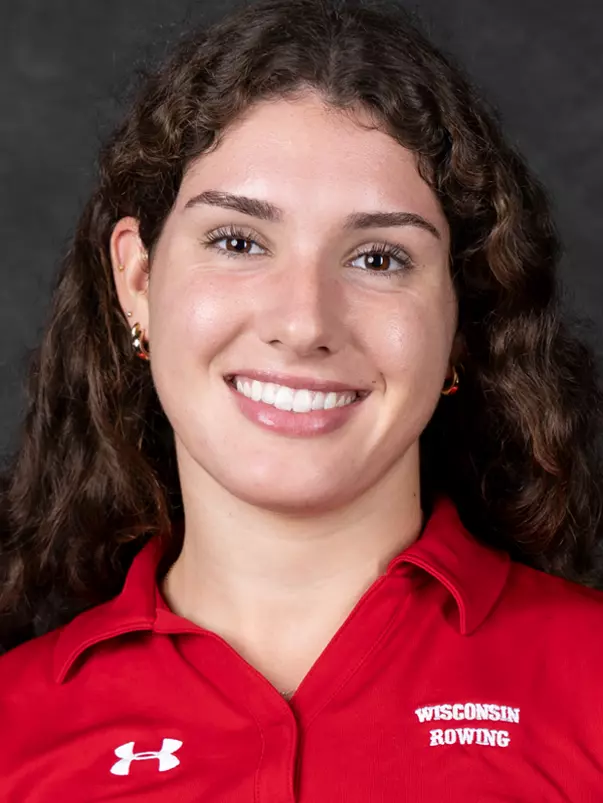 Eva McKinley Headshot