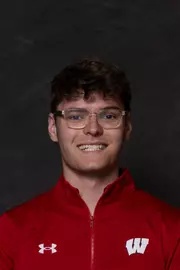 Max Peckenschneider headshot