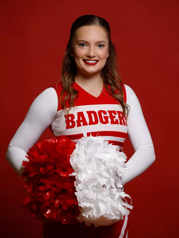 Paige Gaynor 2023-24 Spirit Squad - Cheer headshot photo