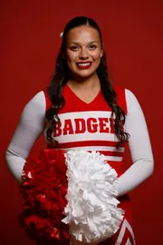 Olivia Gnadt 2023-24 Spirit Squad - Cheer headshot photo
