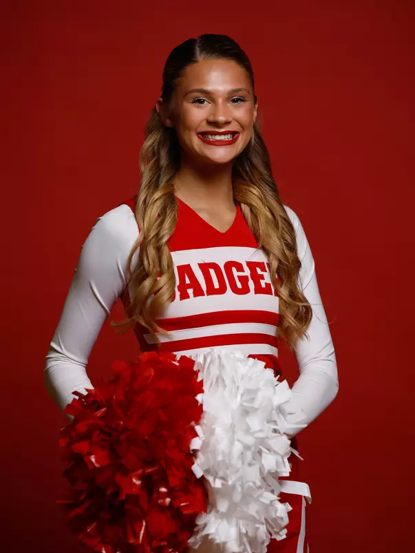 Claudia Toonen, 2023-24 Spirit Squad - Cheer headshot photo