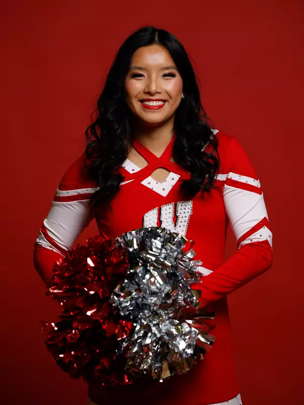 Victoria Trinh 2023-24 Spirit Squad - Dance Team headshot photo
