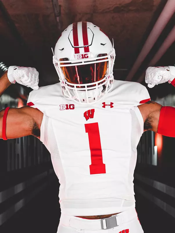 Raphael Dunn signing day