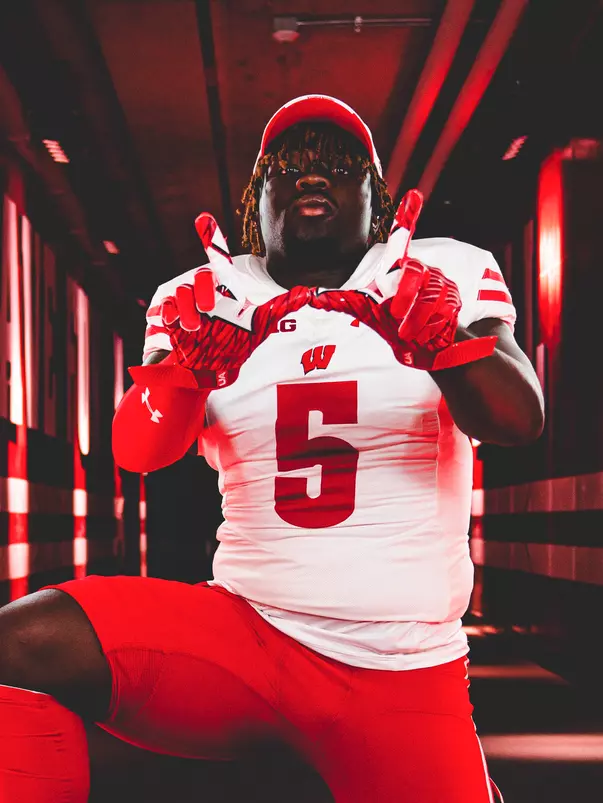 Gideon Ituka signing day