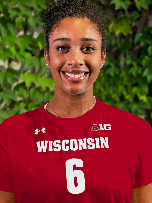 Carter Booth Head shot 2022