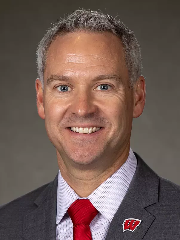 Patrick Herb Headshot 2023-24