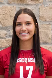 Ella Wrobel Headshot 23