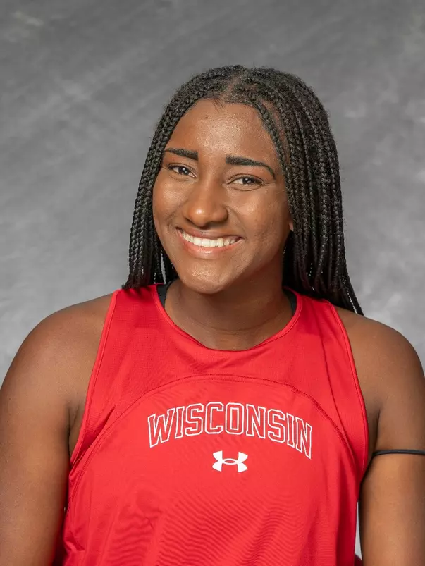 Ariel Johnson Headshot