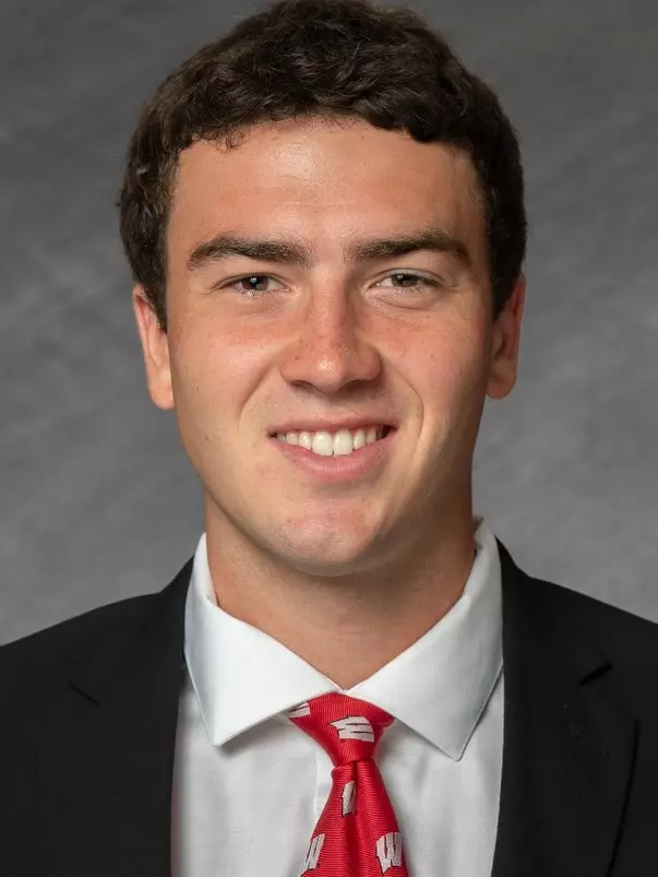 Isaac Hrenak-Casey Headshot