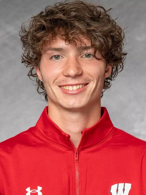 Logan Measner headshot