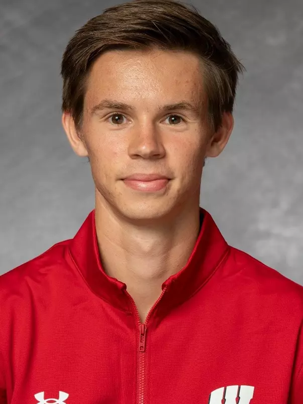 Oliver Paleen headshot