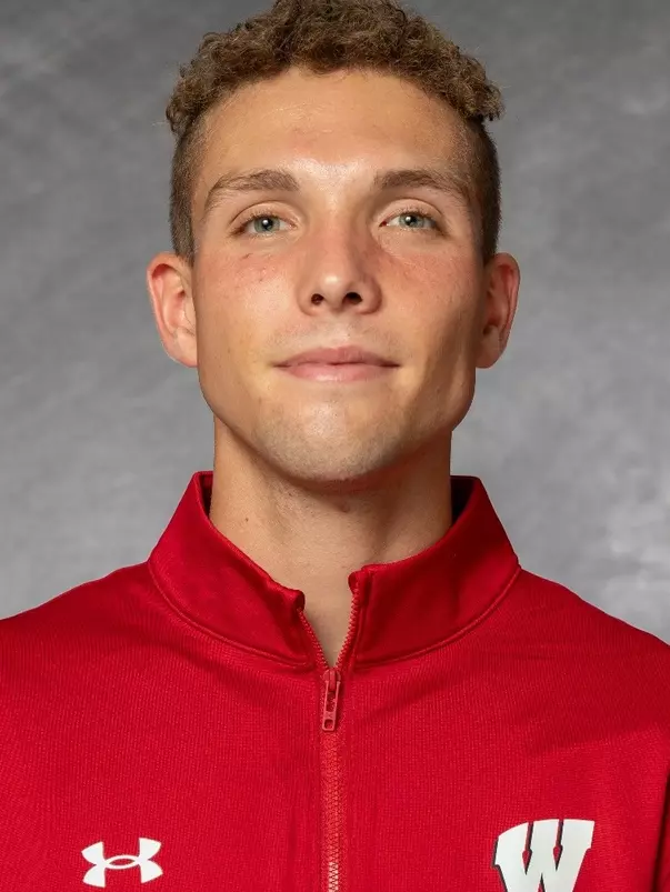 Rowen Ellenberg headshot