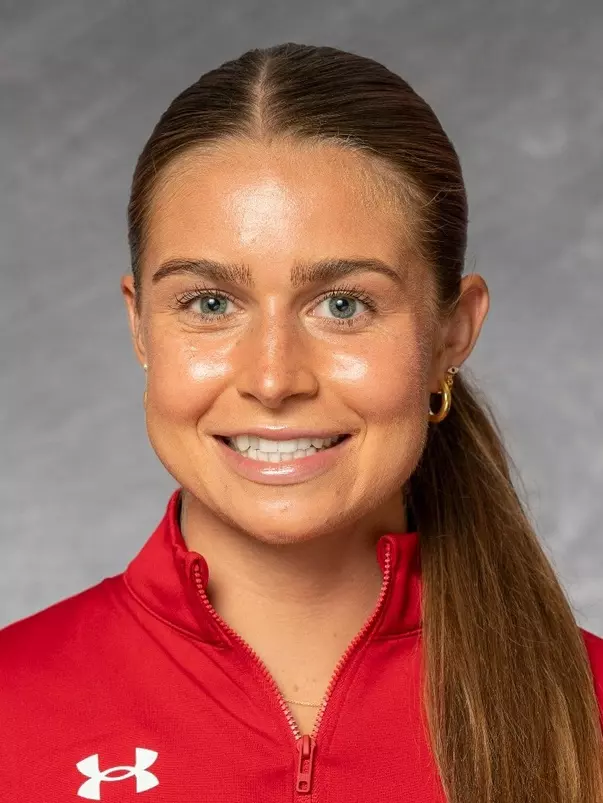 Ashley Peterson headshot