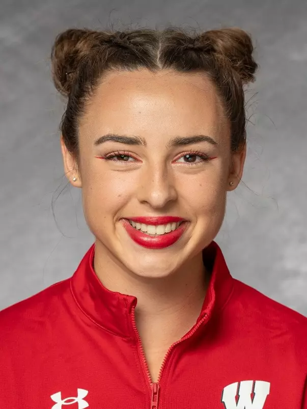 Kylie Finger headshot