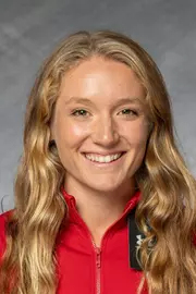 Vivian Hacker headshot