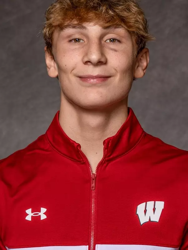 Simon Kruse Headshot