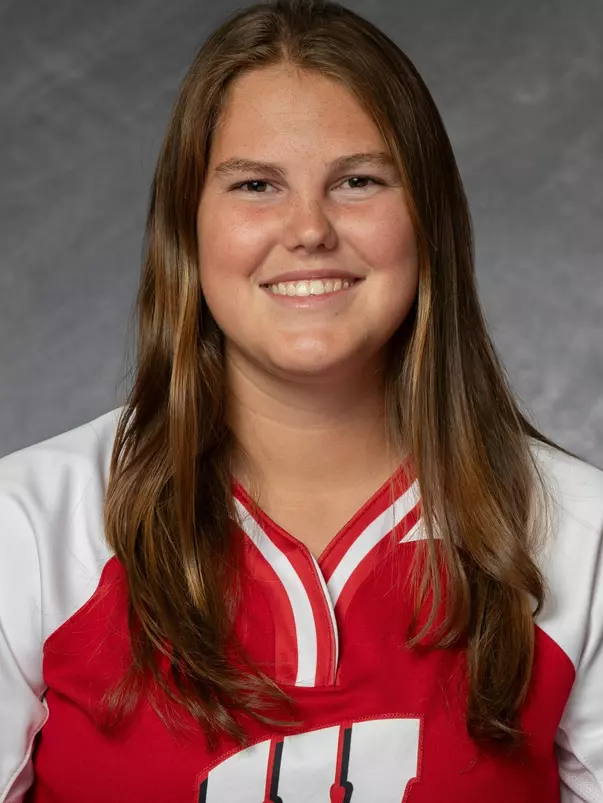 Ellie Hubbard headshot