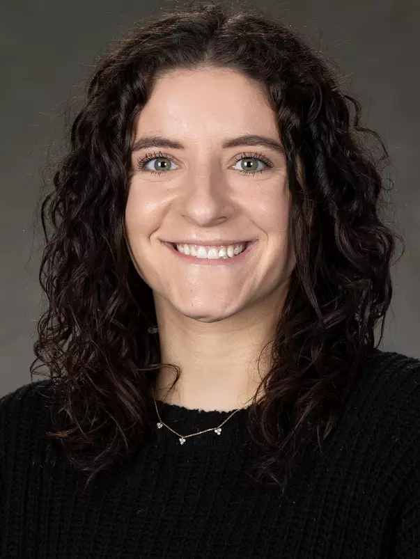 Marissa Pavone headshot