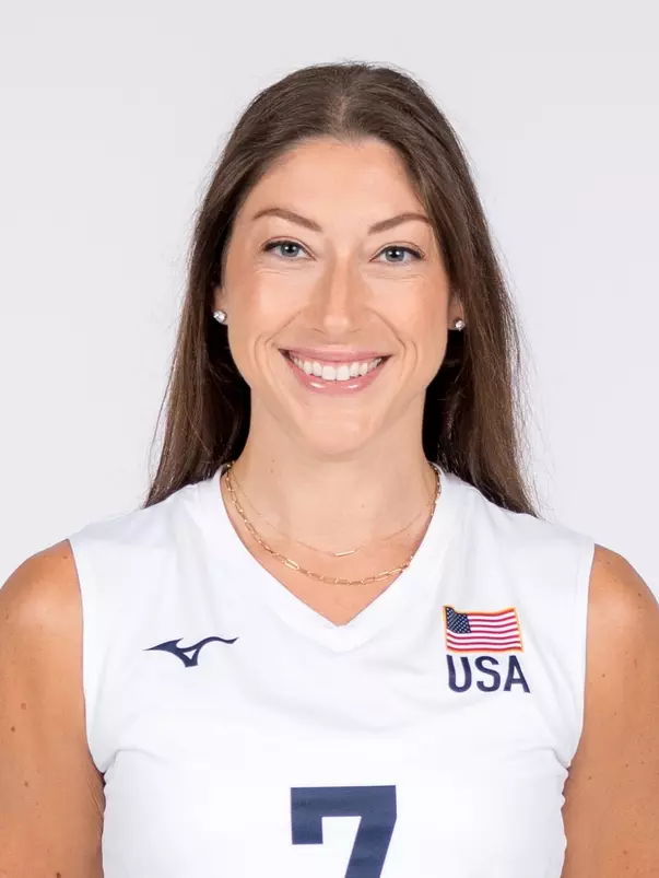 Lauren Carlini USA Headshot