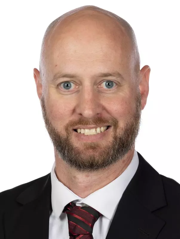 Brent Neuharth headshot 2024